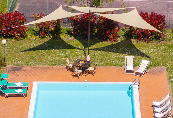 Il Leccio, Vinci, Private Pool and Tennis: Autunno, Estate, Piscina, Primavera