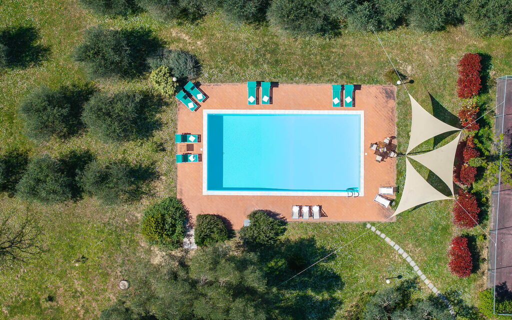 Il Leccio, Vinci, Private Pool and Tennis: Autumn, Pool, Spring, Summer