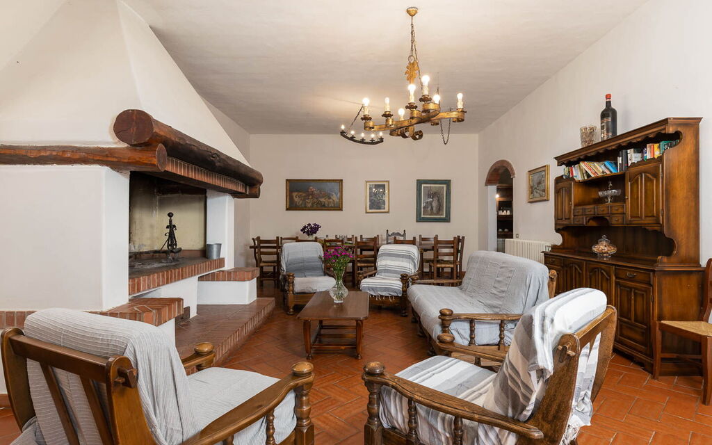 Il Leccio, Vinci, Private Pool and Tennis: Autumn, Living Room, Spring, Summer