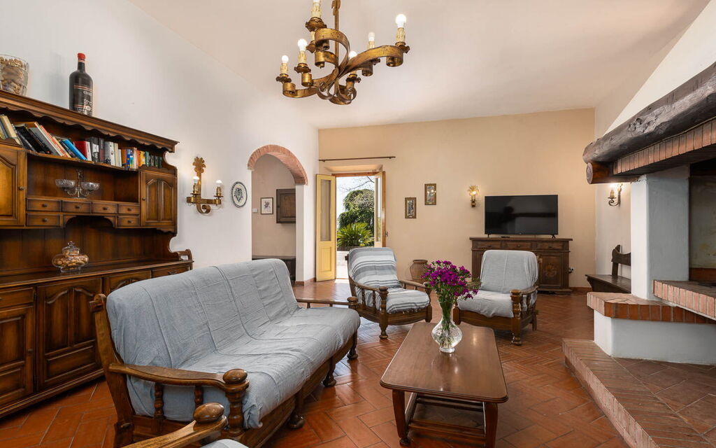 Il Leccio, Vinci, Private Pool and Tennis: Autunno, Estate, Primavera, Soggiorno