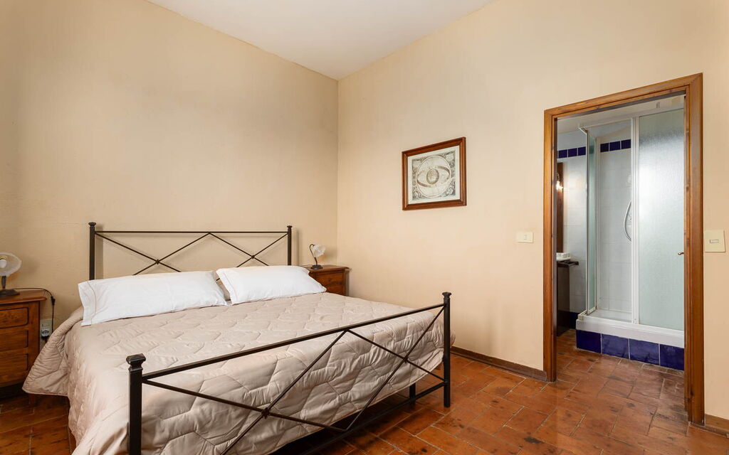 Il Leccio, Vinci, Private Pool and Tennis: Autunno, Camera da letto, Estate, Primavera