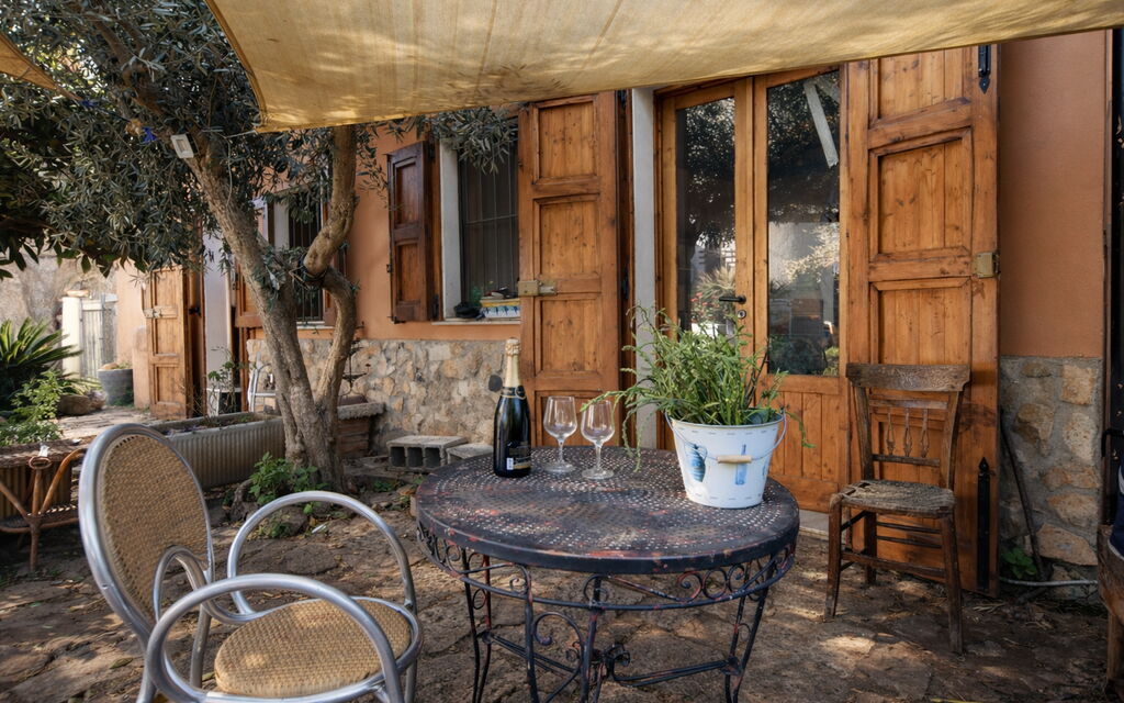 Ranch Salomonello: Autumn, Garden, Spring, Summer