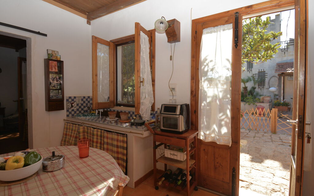 Ranch Salomonello: Autumn, Dining Room, Spring, Summer