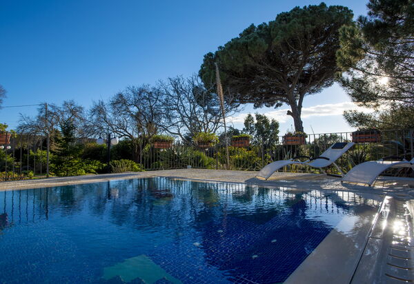 Tenuta Renna by Geco Vacation Rentals: all'aperto, Autunno, Estate, Esterni, Giardino, Piscina, Primavera