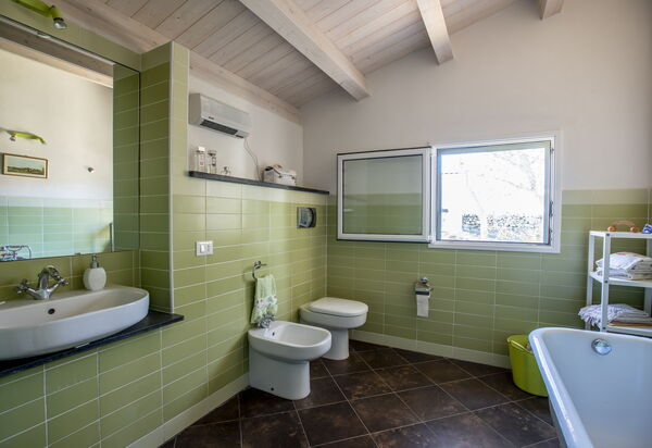 Tenuta Renna by Geco Vacation Rentals: Autunno, Bagno, Estate, Primavera