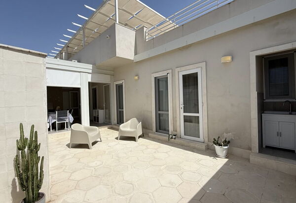 Casa Amare by Geco Vacation Rentals: Autumn, Balcony / Terrace / Patio, Spring, Summer