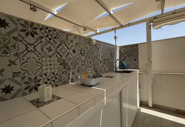 Casa Amare by Geco Vacation Rentals: Autumn, Balcony / Terrace / Patio, Kitchen, Spring, Summer