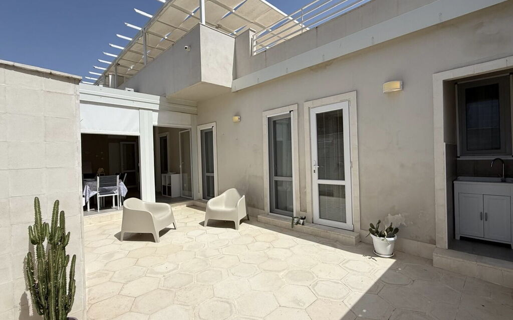 Casa Amare: Autumn, Balcony / Terrace / Patio, Spring, Summer
