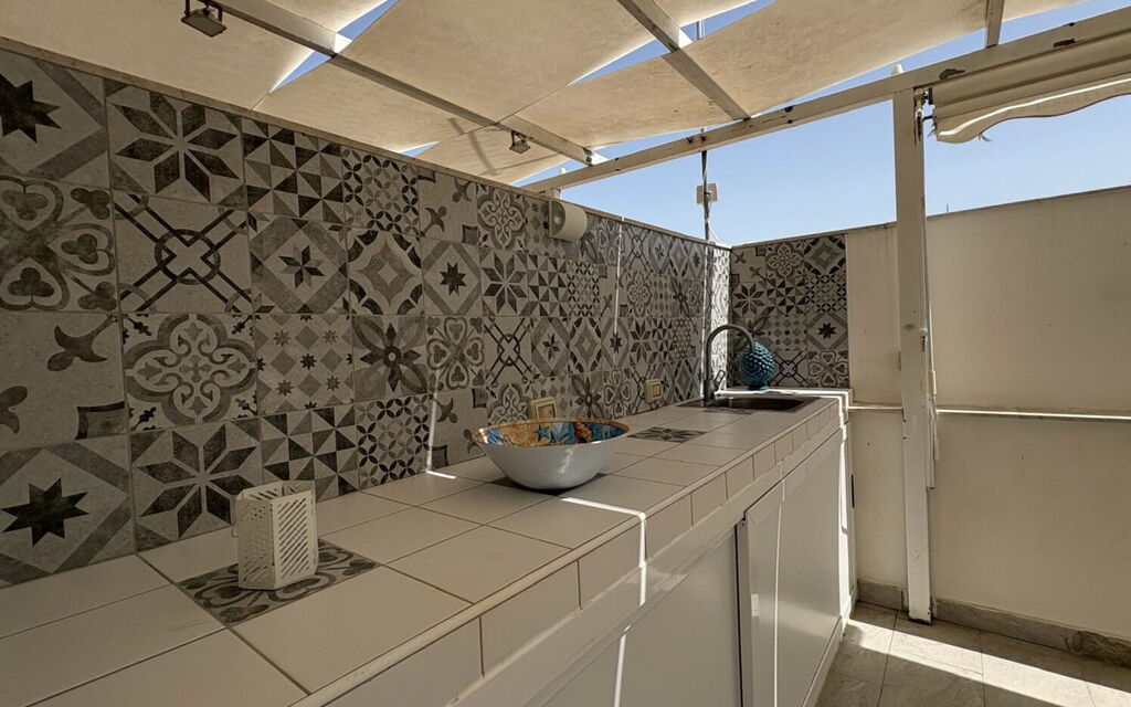 Casa Amare: Autumn, Balcony / Terrace / Patio, Kitchen, Spring, Summer