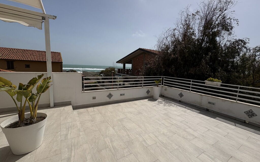 Casa Amare: Autumn, Balcony / Terrace / Patio, Spring, Summer