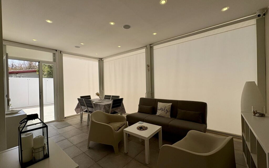 Casa Amare: Autumn, Dining Room, Living Room, Spring, Summer