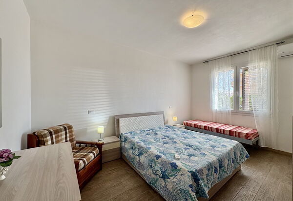 Villa Marzia: Autumn, Bedroom, Spring, Summer