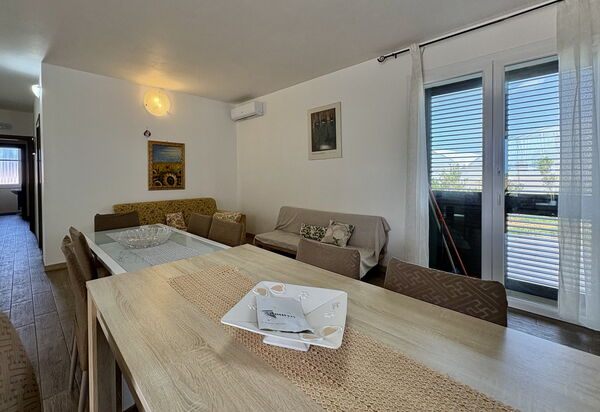 Villa Marzia: Autumn, Dining Room, Living Room, Spring, Summer
