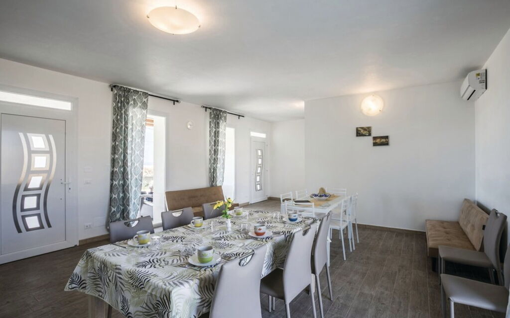 Villa Marzia: Autunno, Estate, Primavera, Sala da pranzo, Soggiorno