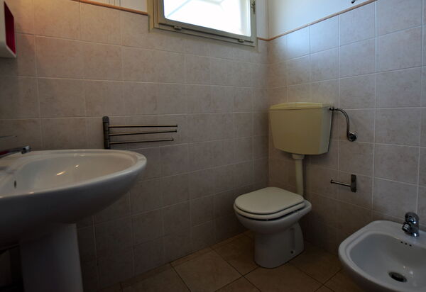 Villa Andrea: Autumn, Bathroom, Spring, Summer