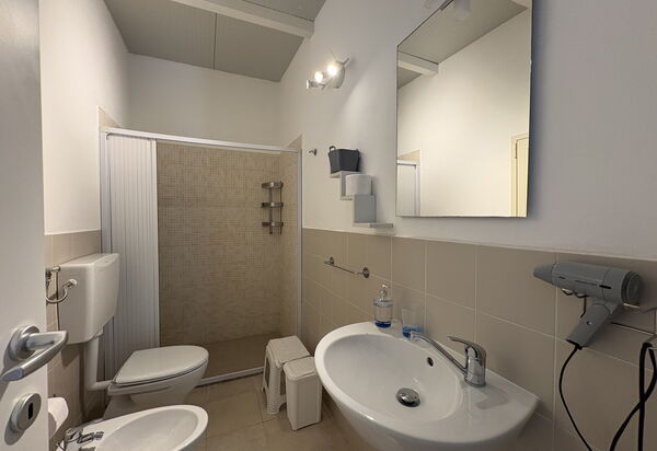Villa Andrea: Autumn, Bathroom, Spring, Summer