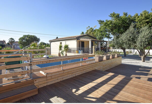 Villa Andrea: Autumn, Balcony / Terrace / Patio, Garden, Outdoor, Pool, Spring, Summer