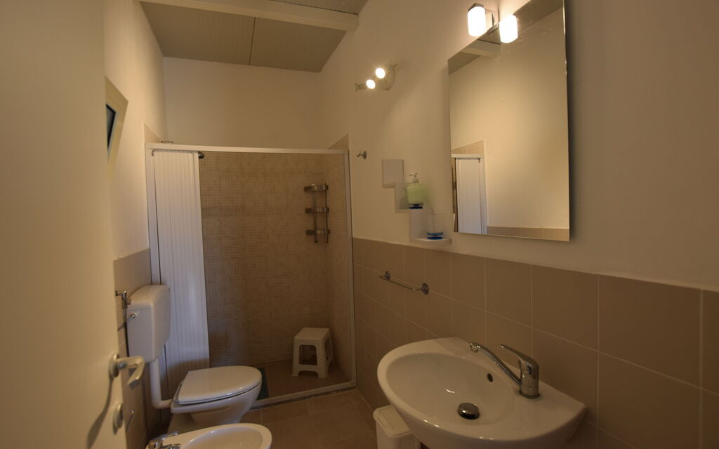 Villa Andrea: Autumn, Bathroom, Spring, Summer