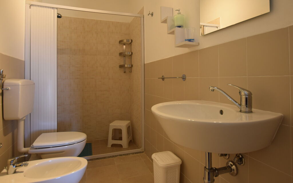 Villa Andrea: Autumn, Bathroom, Spring, Summer