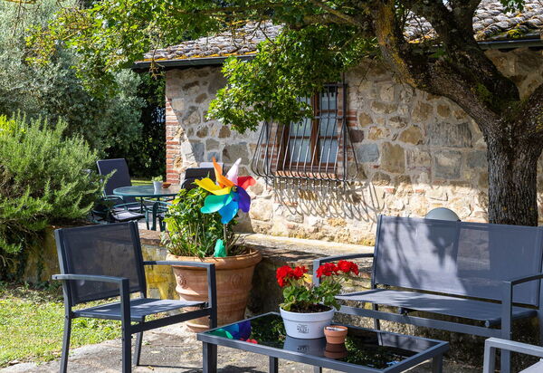 Podere Il Pozzangone, Lucignano: Autumn, Garden, Spring, Summer