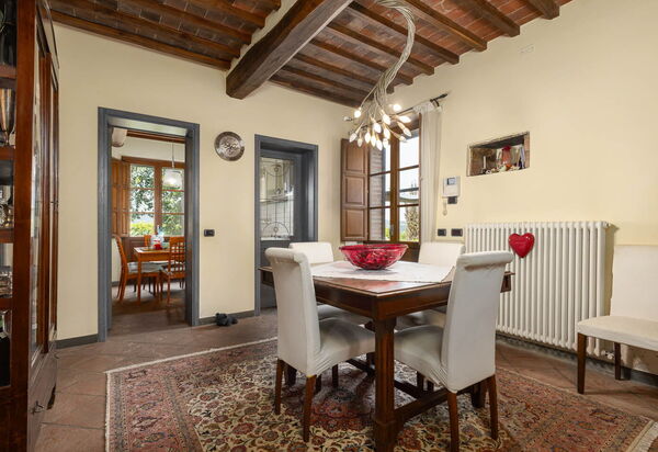 Podere Il Pozzangone, Lucignano: Autumn, Spring, Summer