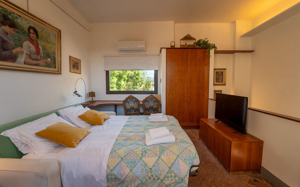 Casa dello Scrittore: Autumn, Bedroom, Spring, Summer