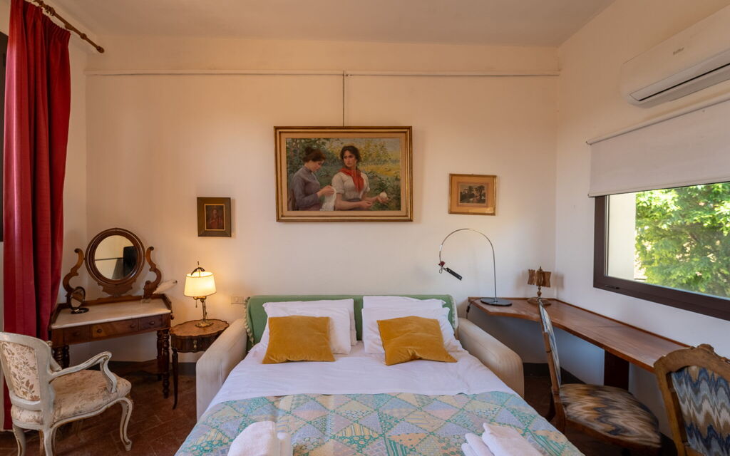 Casa dello Scrittore: Autumn, Bedroom, Spring, Summer