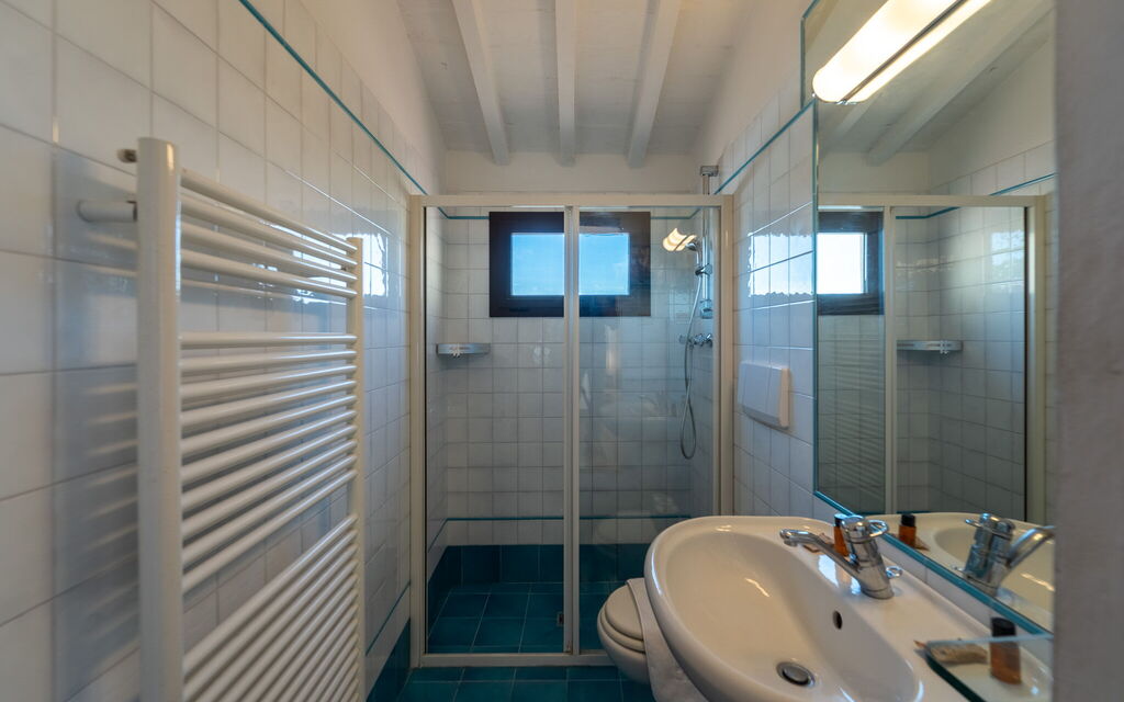 Casa dello Scrittore: Autumn, Bathroom, Spring, Summer