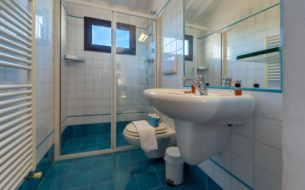 Casa dello Scrittore: Autumn, Bathroom, Spring, Summer