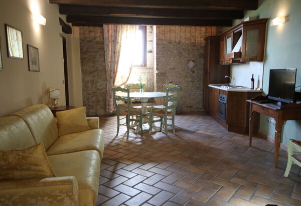 Residence Borgodamare: Autumn, Dining Room, Kitchen, Living Room, Spring, Summer