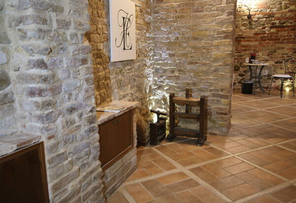 Residence Borgodamare: Amenities, Autumn, Spring, Summer
