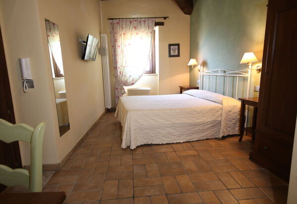 Residence Borgodamare: Autumn, Bedroom, Spring, Summer