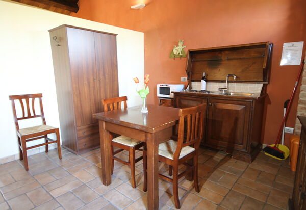 Residence Borgodamare: Autumn, Dining Room, Kitchen, Spring, Summer