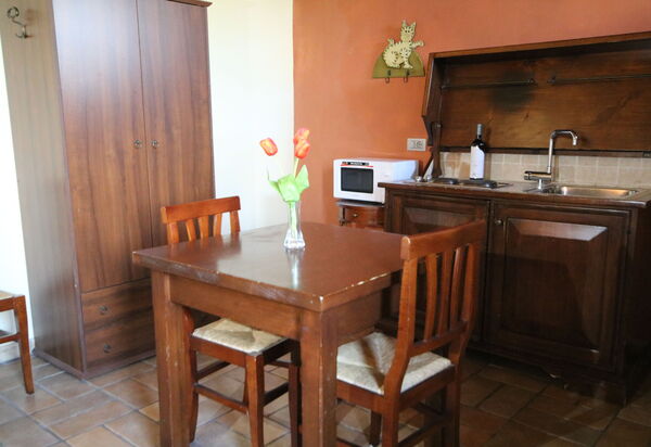 Residence Borgodamare: Autumn, Dining Room, Kitchen, Spring, Summer