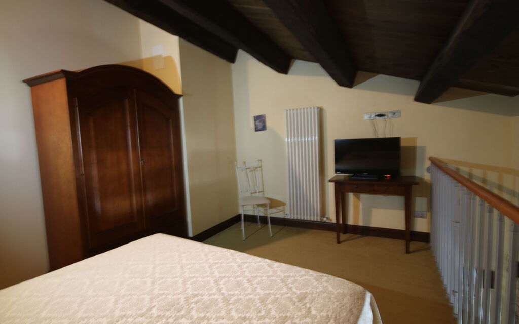 Residence Borgodamare - : Autumn, Bedroom, Spring, Summer