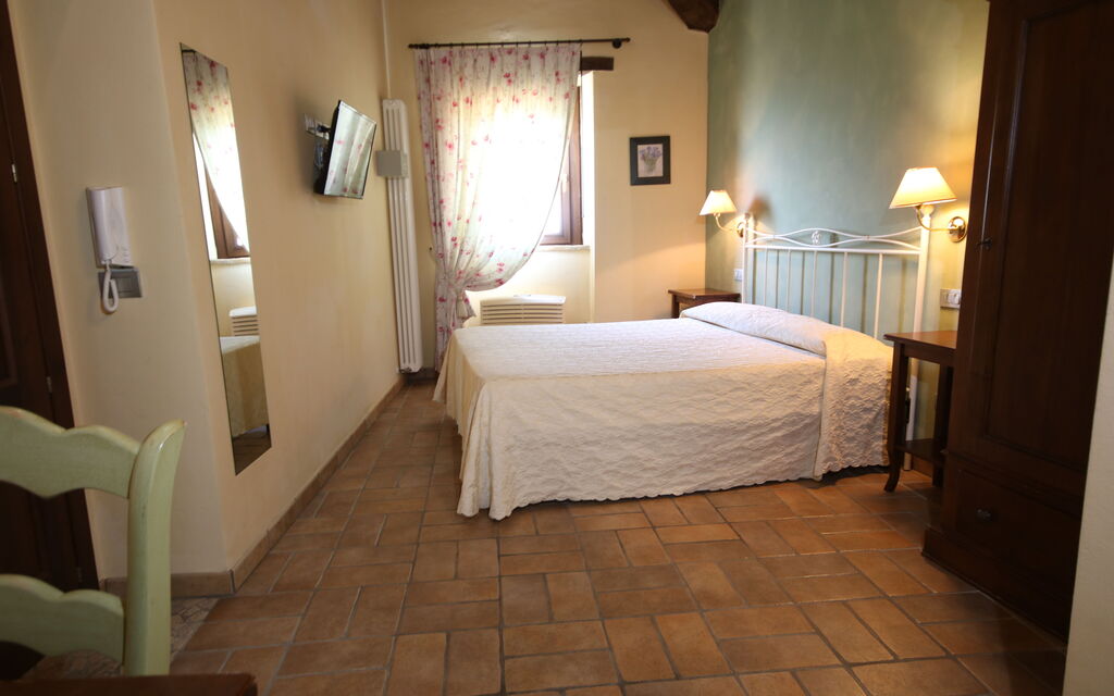 Residence Borgodamare - : Autumn, Bedroom, Spring, Summer