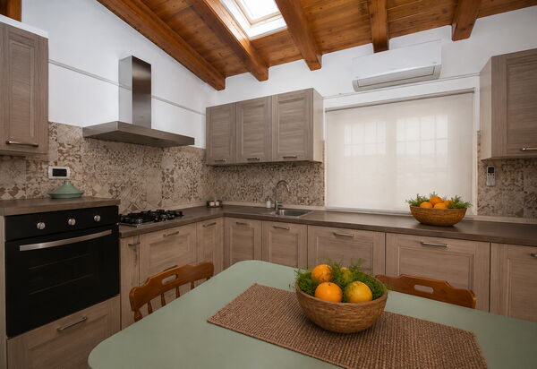 Villa Mameli: Autumn, Kitchen, Spring, Summer