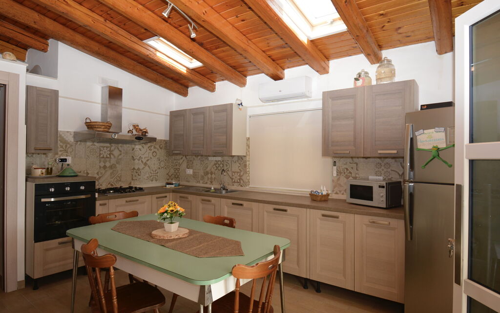 Villa Mameli: Autumn, Kitchen, Spring, Summer