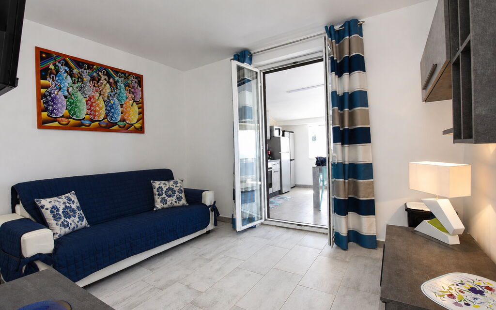 Villa Giugiola: Autumn, Living Room, Spring, Summer