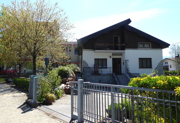 House Angy: Autunno, Entrata Principale, Estate, Primavera