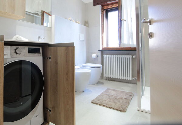 House Angy: Autunno, Bagno, Dettagli della stanza, Estate, Primavera