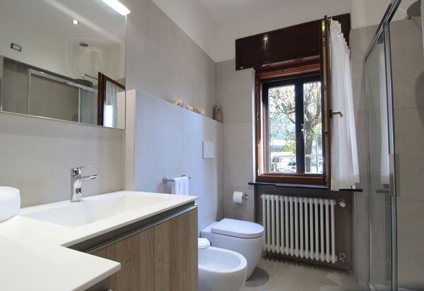 House Angy: Autunno, Bagno, Estate, Primavera