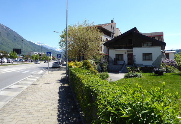 House Angy: Autunno, Entrata Principale, Estate, Primavera