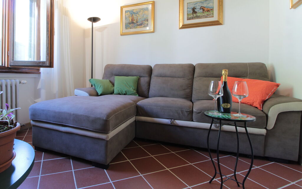 House Angy: Autumn, Living Room, Spring, Summer