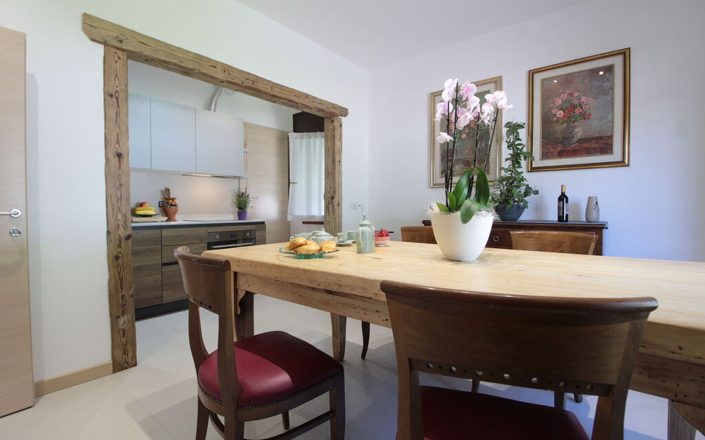 House Angy: Autumn, Dining Room, Spring, Summer