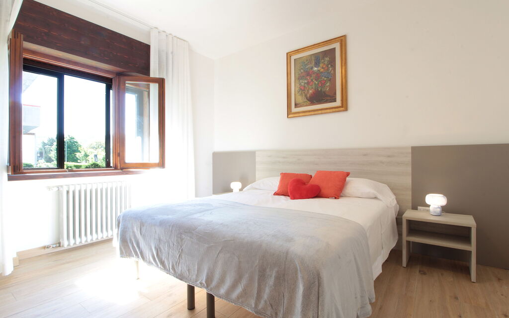 House Angy: Autumn, Bedroom, Spring, Summer