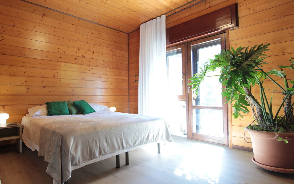 House Angy: Autumn, Bedroom, Spring, Summer