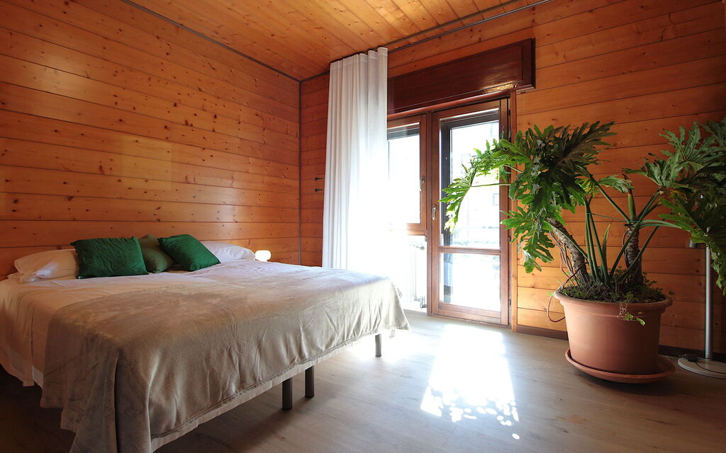 House Angy: Autumn, Bedroom, Spring, Summer
