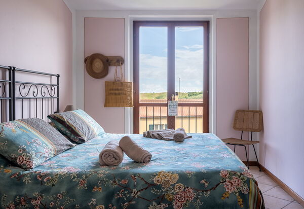 Terrazza sulla Luna, Casciana Terme: Autumn, Bedroom, Spring, Summer