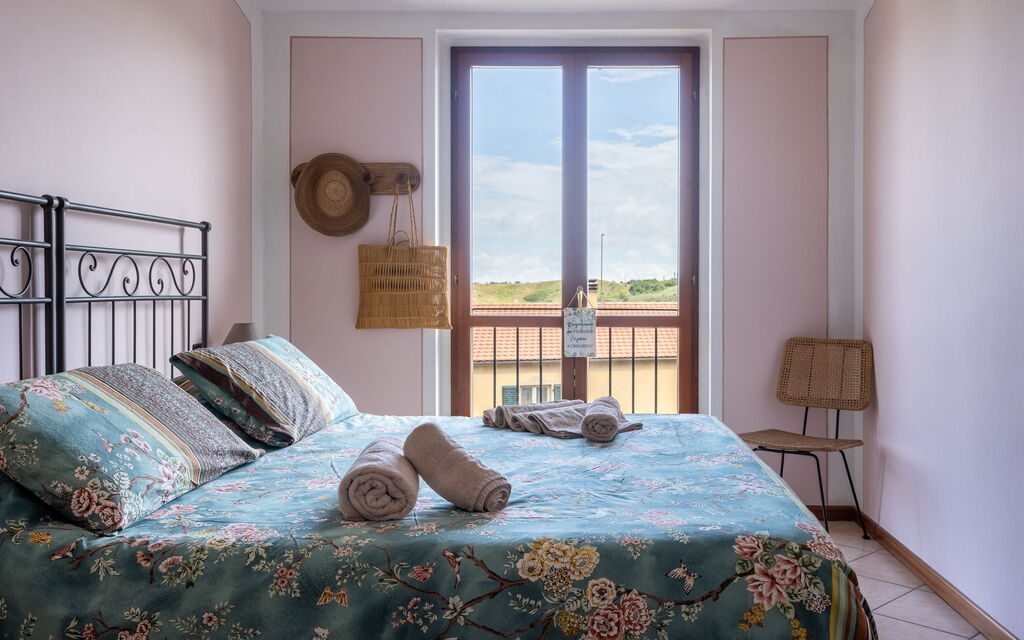 Terrazza sulla Luna, Casciana Terme: Autumn, Bedroom, Spring, Summer